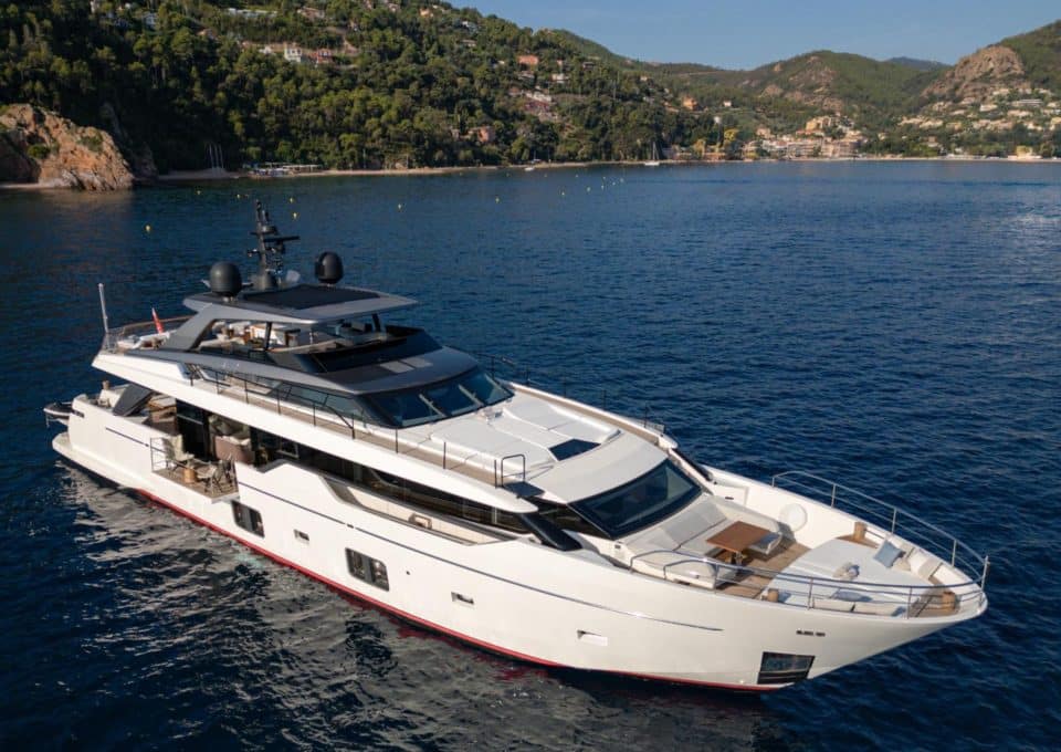 Achat yacht - Monte-Cristo San Lorenzo 102