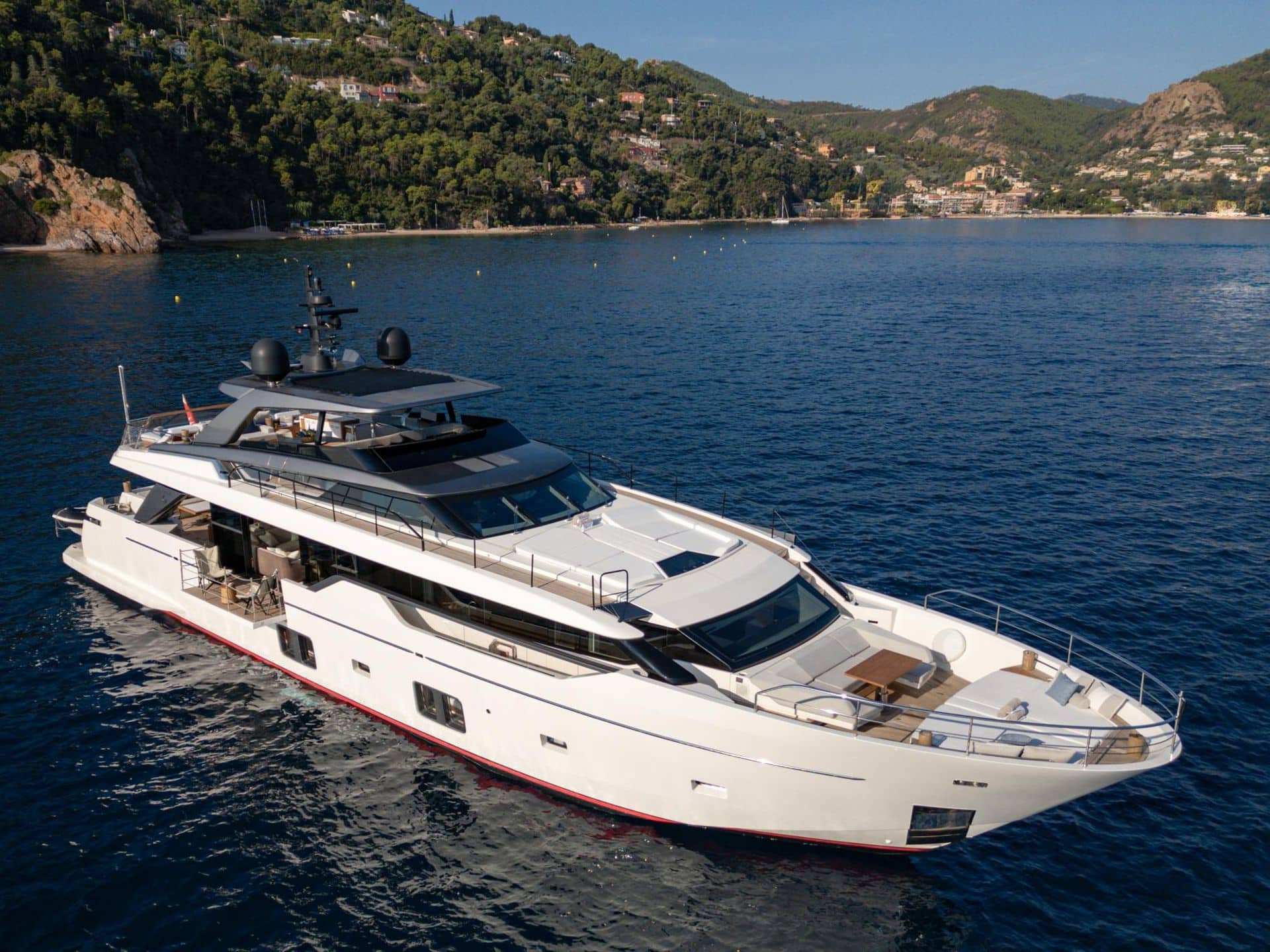 Achat yacht - Monte-Cristo San Lorenzo 102