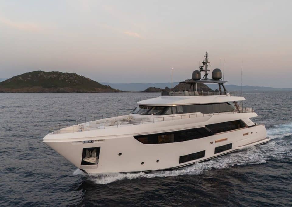 Achat yacht Custom line - MY BUONGIORNO