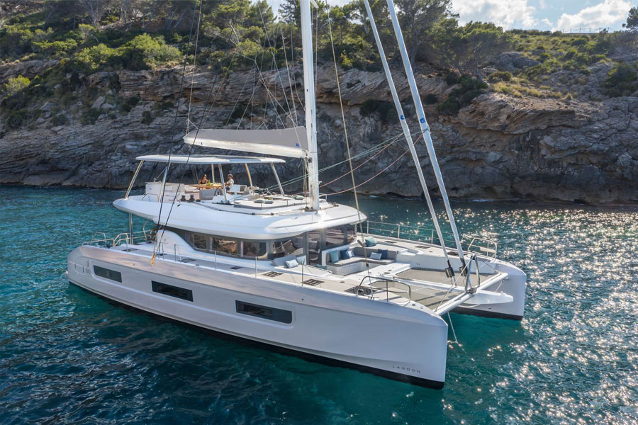 Catamaran Lagoon 60 à vendre avec Pelagia Yachting