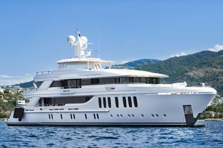 yacht-for-sale-motoryacht-liquidsky