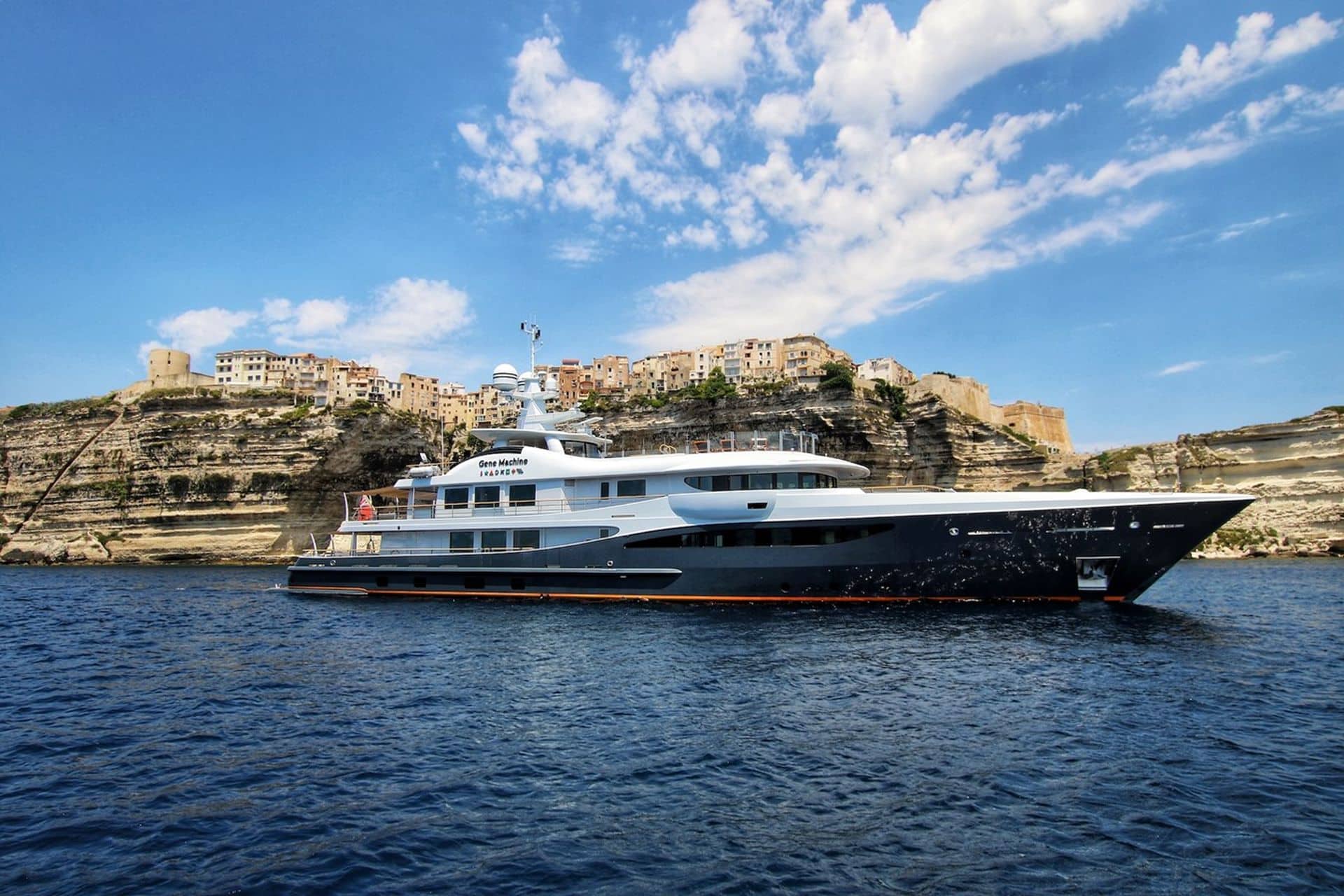 M/Y GENE MACHINE 2025