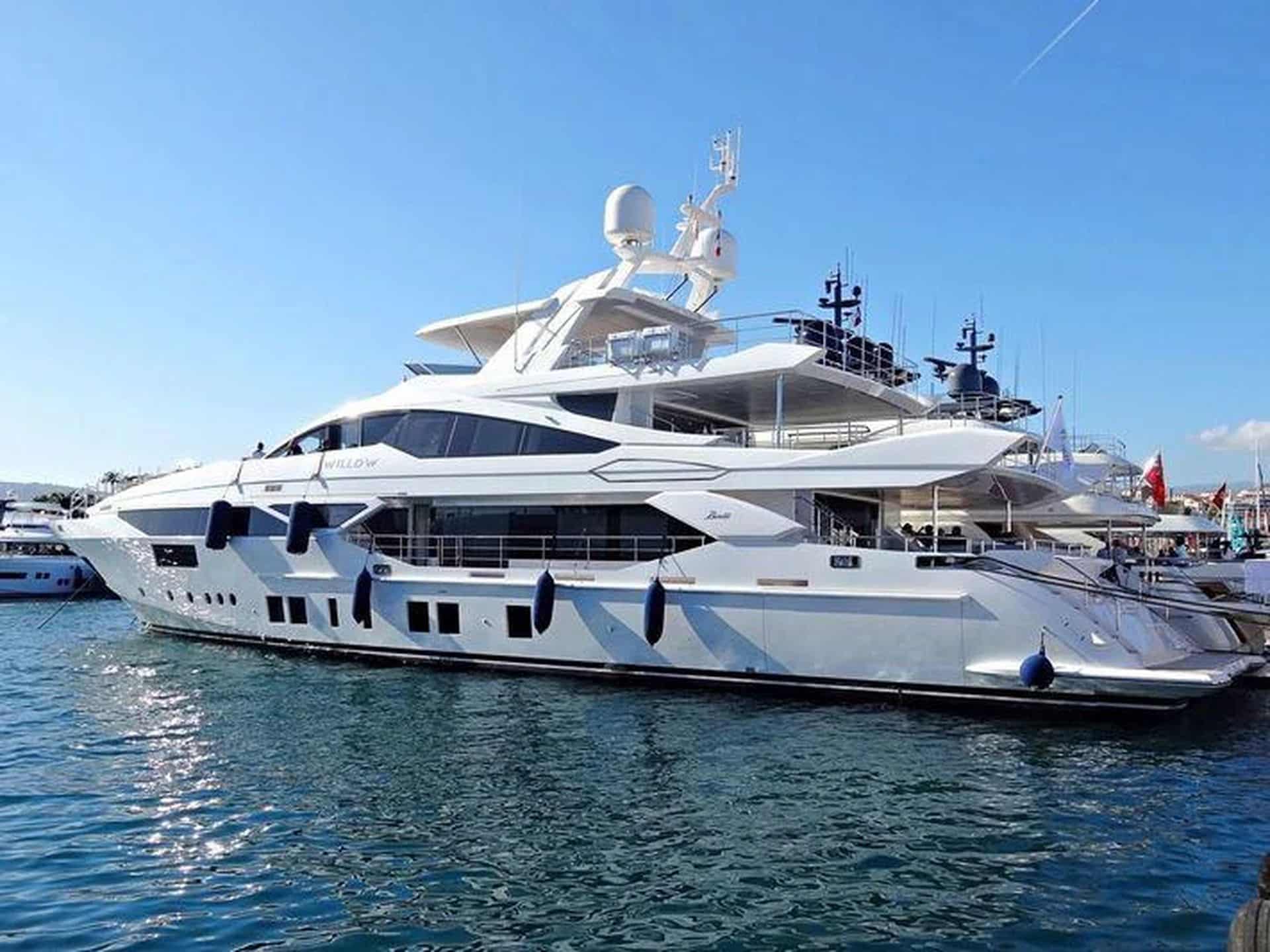 M/Y WILLOW 2025